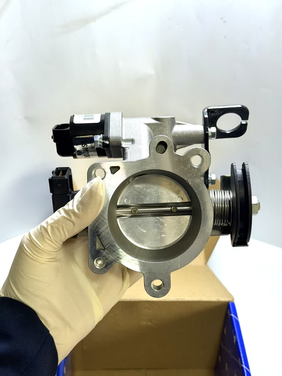 دریچه گازمکانیکی فلزی بدون گرمکنEMS:SIEMENS/SSAT-موتورXU7P	پارس